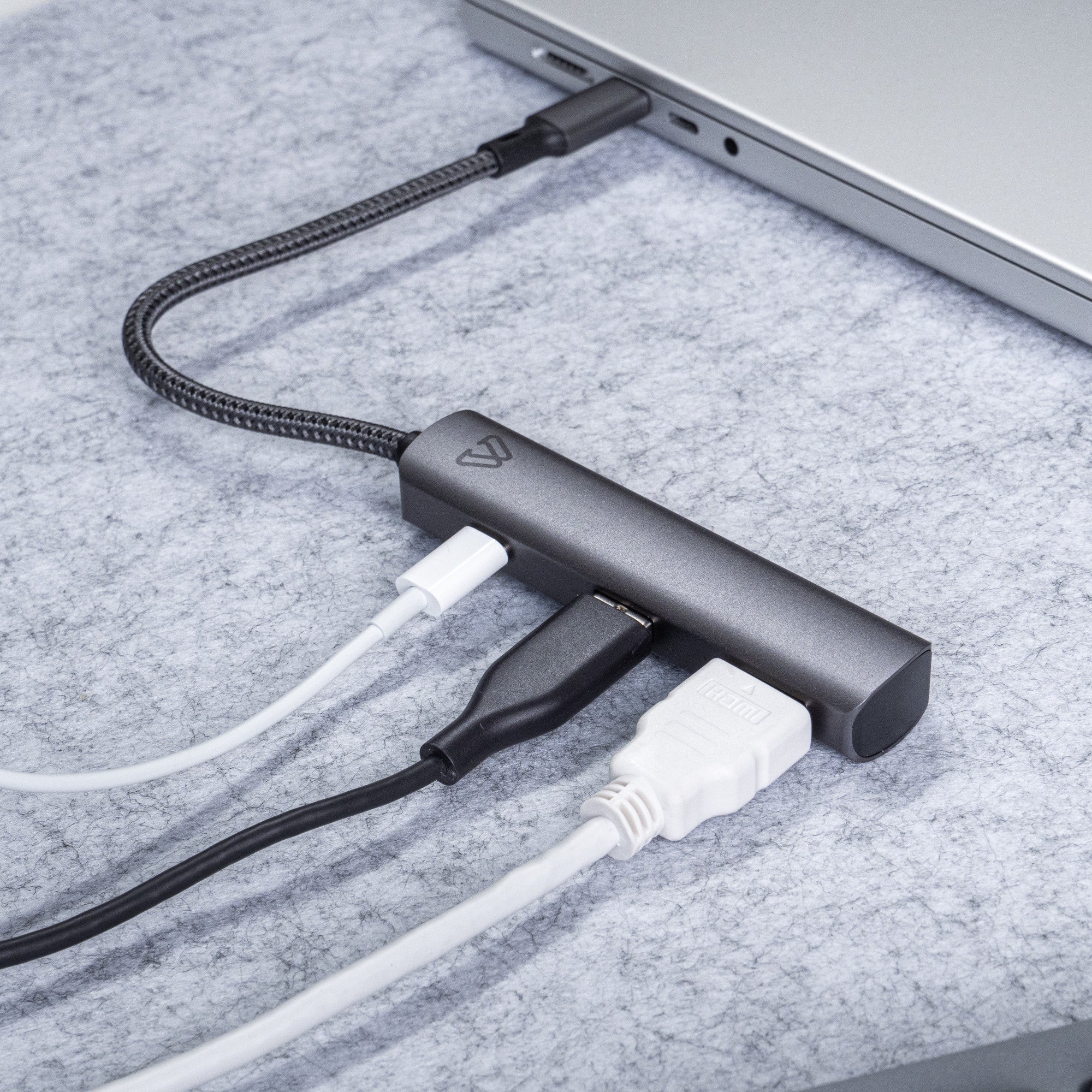 Complete Package: Hubs & Docking Station