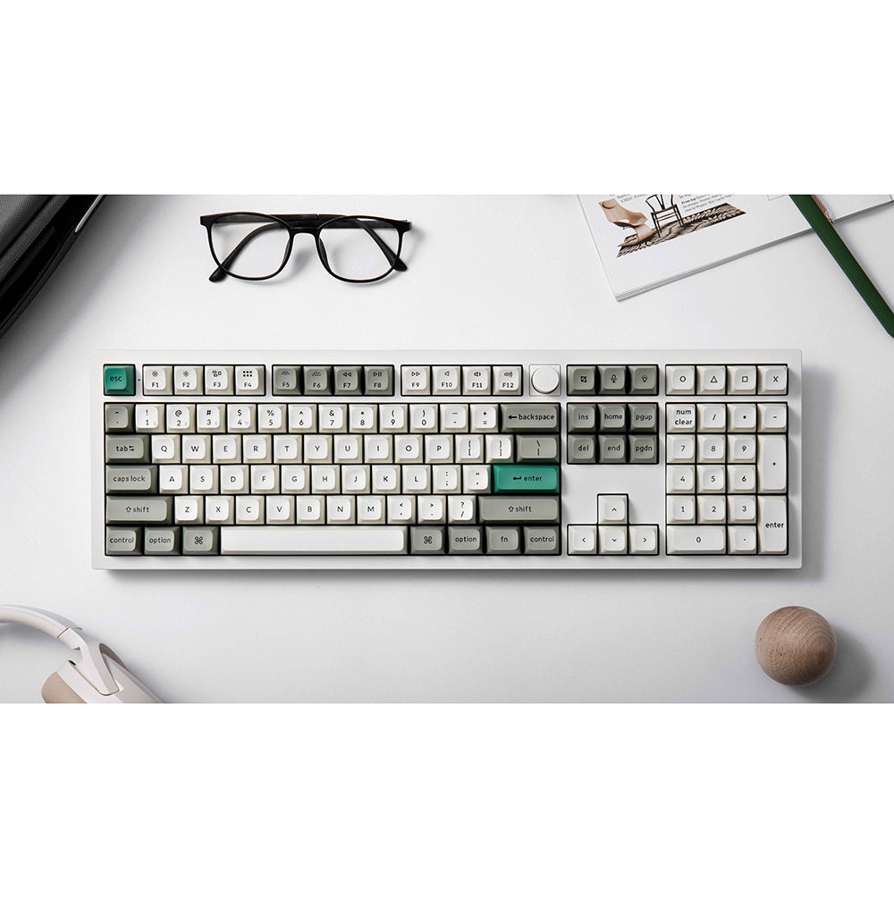 Q6 Max - Coque blanche - Interrupteur marron