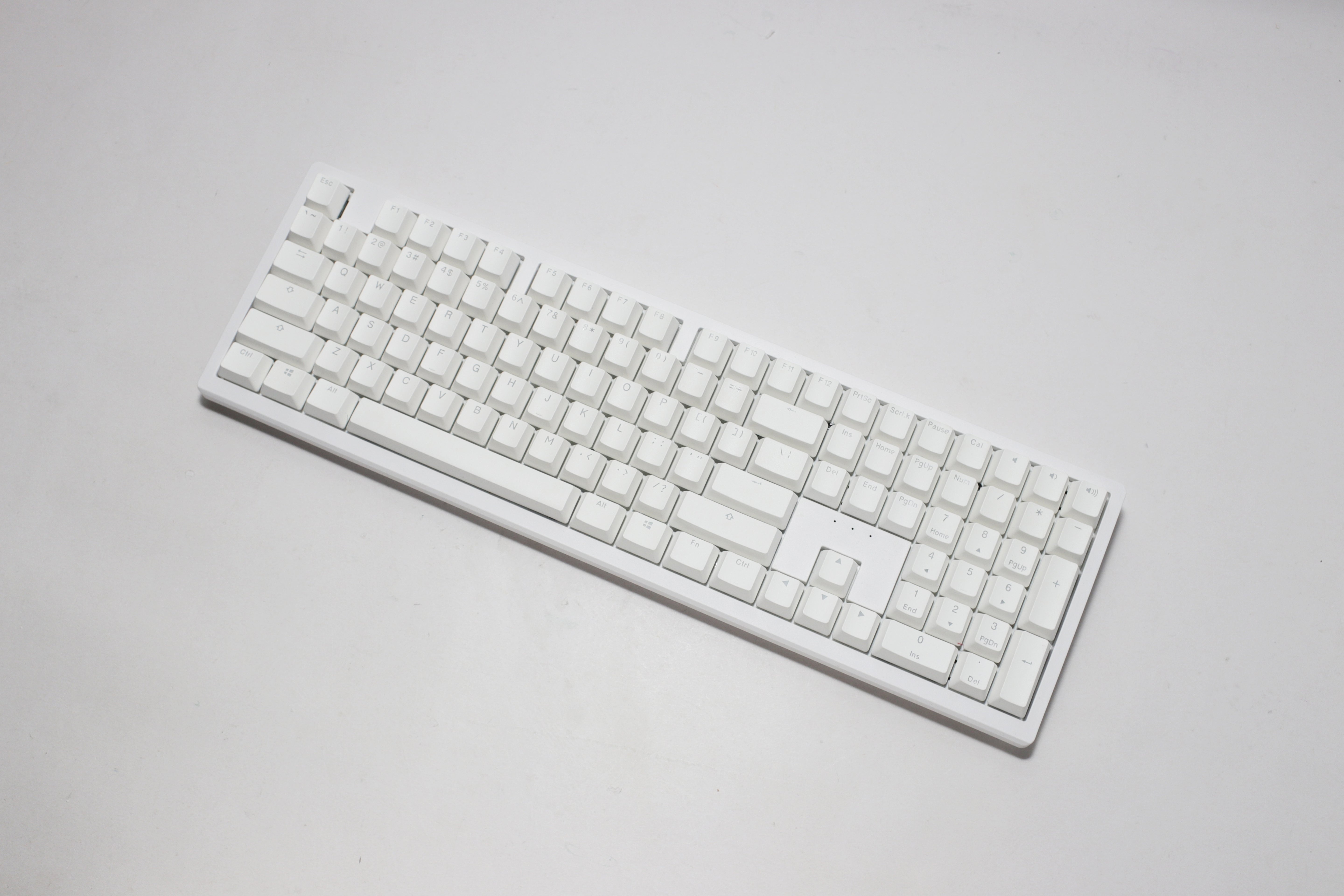 Zero 6108 - Blanc pur - Pleine taille - Cherry MX2A Silver