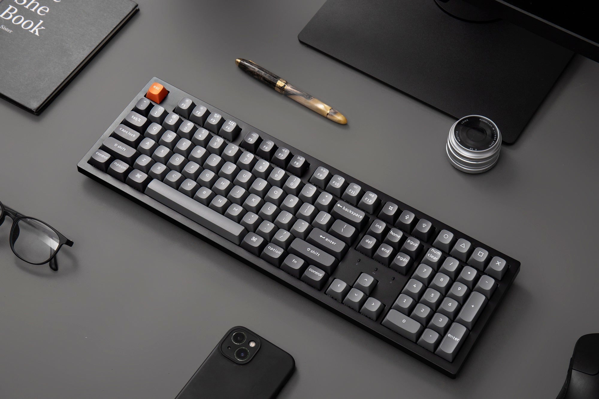 K10 Max - Aluminium RGB - Interrupteur rouge