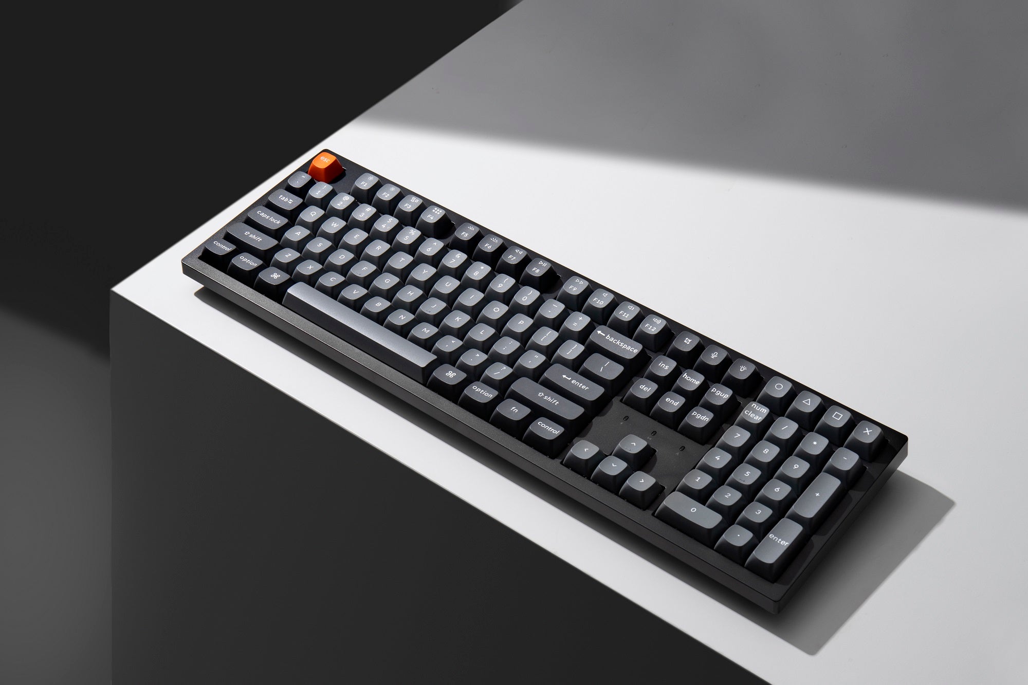 K10 Max - Aluminium RGDB - Interrupteur marron