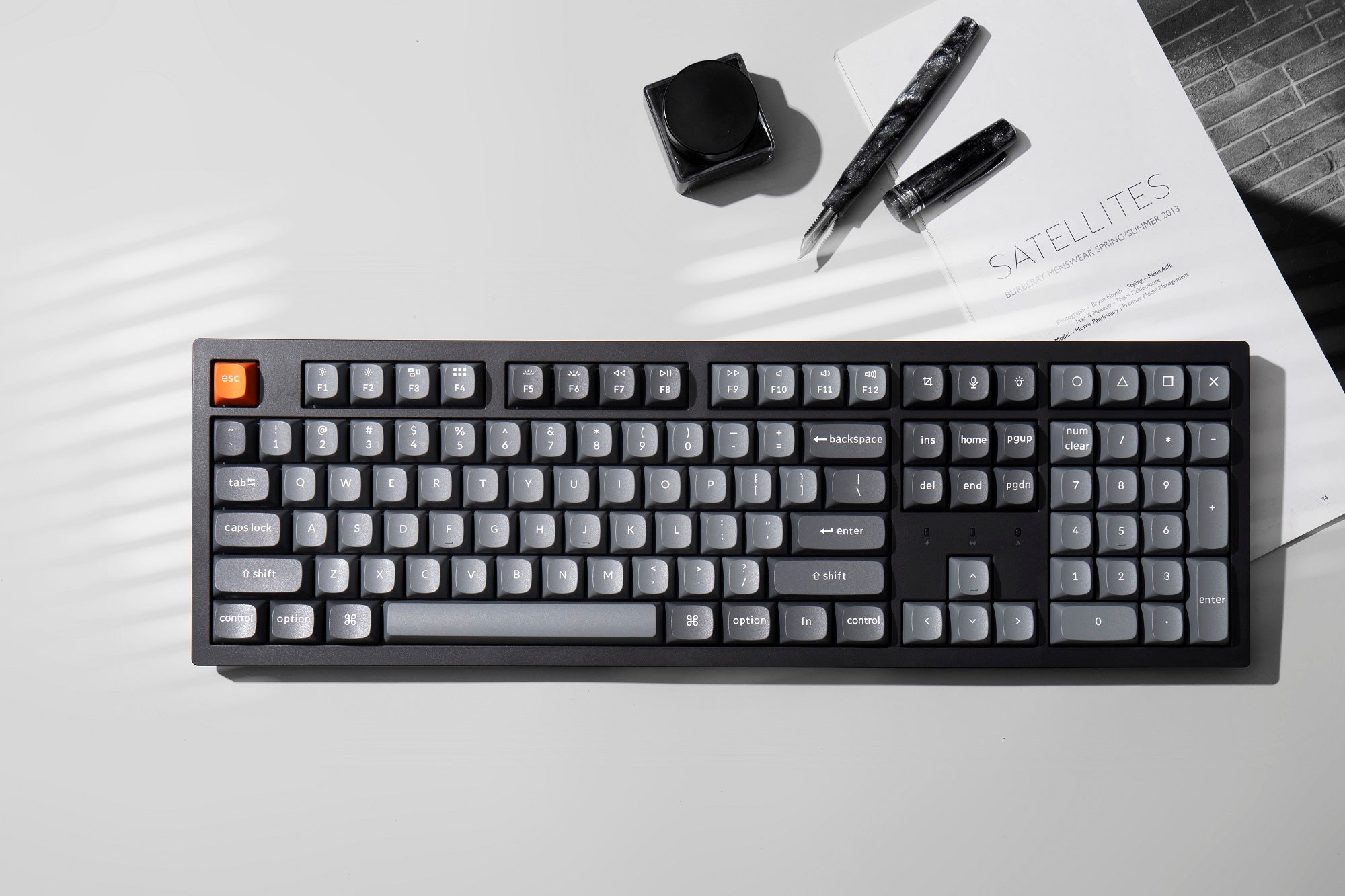 K10 Max - Aluminium RGDB - Interrupteur marron