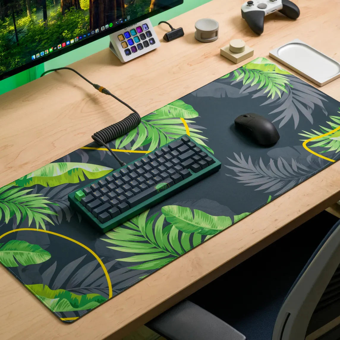 Cloth Deskpad - Lush - Jungle green